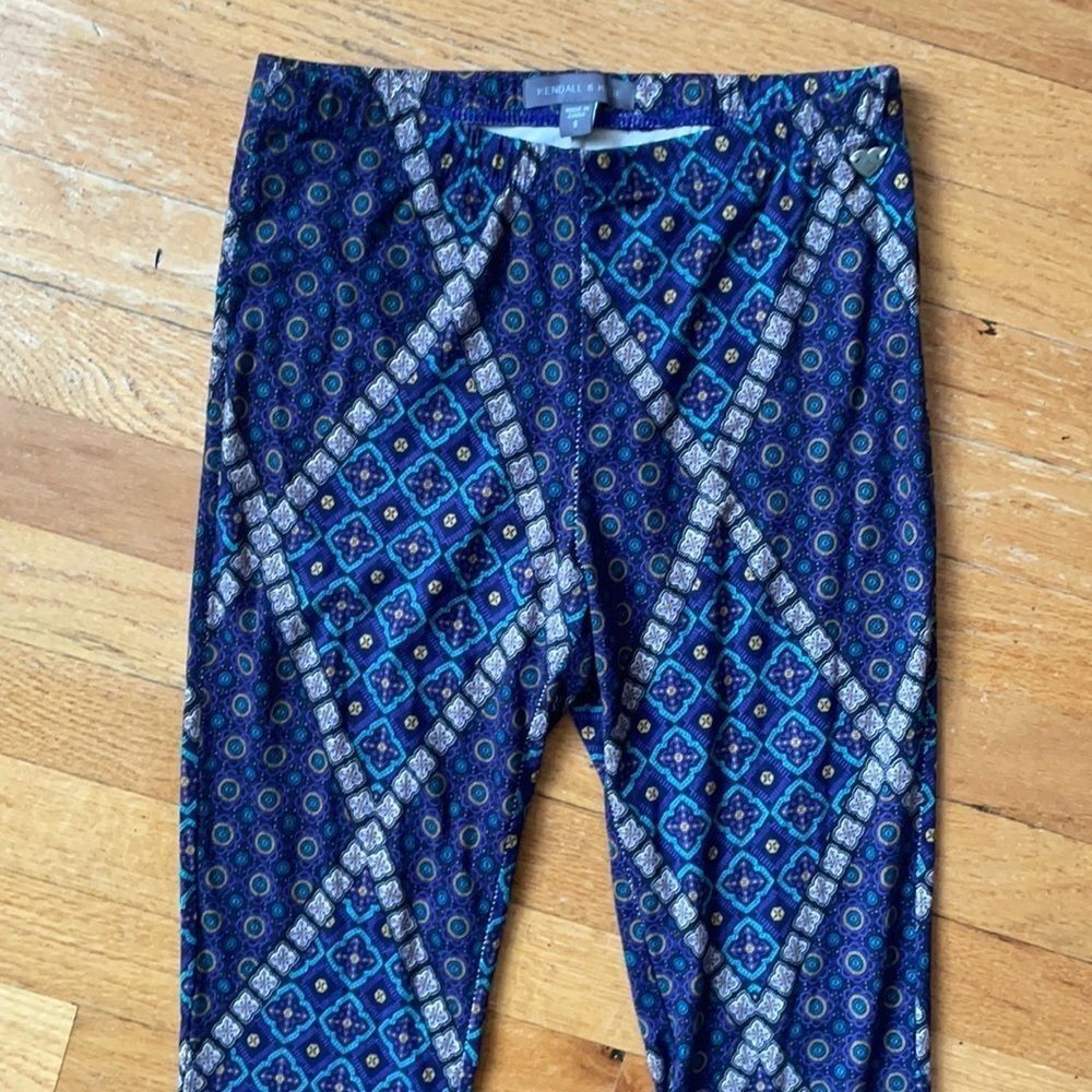 Kendall & Kylie Bell Bottom Pants (S)